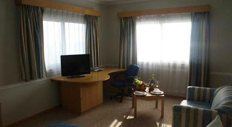 Resort The Crescent Beach Hotel Baku